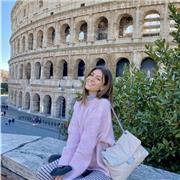 Profesora de Educación Primaria especializada en inglés y Ed. Especial imparte clases de manera presencial y/o telemáticamente